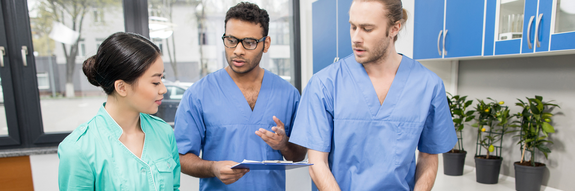 Group of medical colleagues discussing work